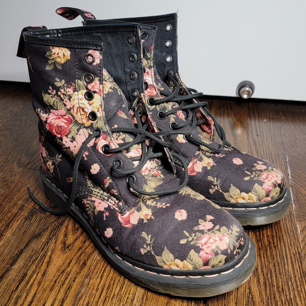 Floral Dr. Martens